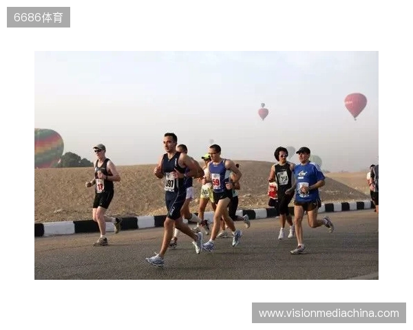 感人至深，朋友穿若塔球衣跑马拉松，期间与若塔妻子相拥